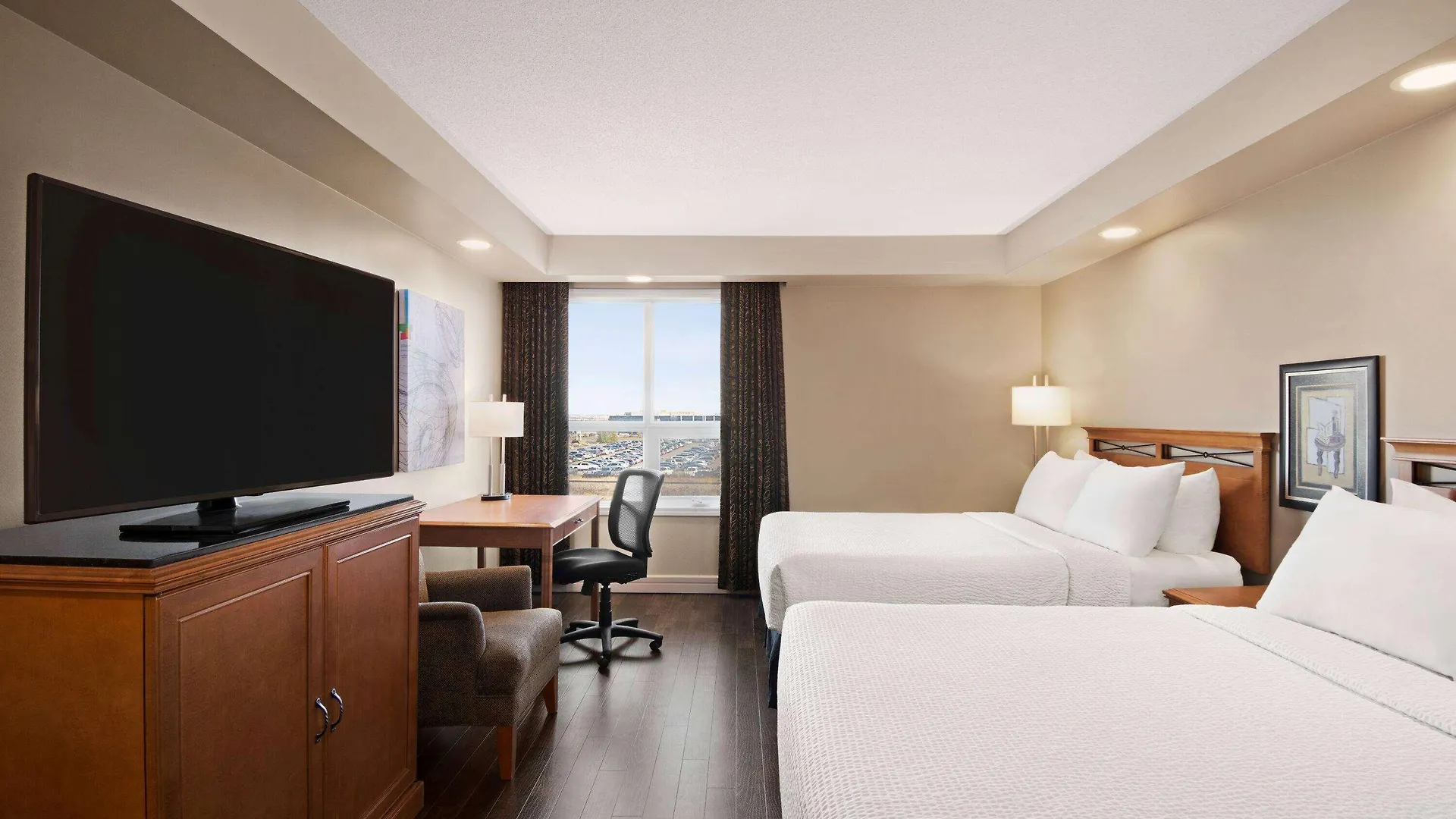 Royal Hotel Edmonton Airport Trademark Collection By Wyndham Leduc